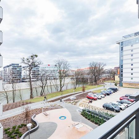 Odra View Apartments III วรอตซวาฟ ภายนอก รูปภาพ