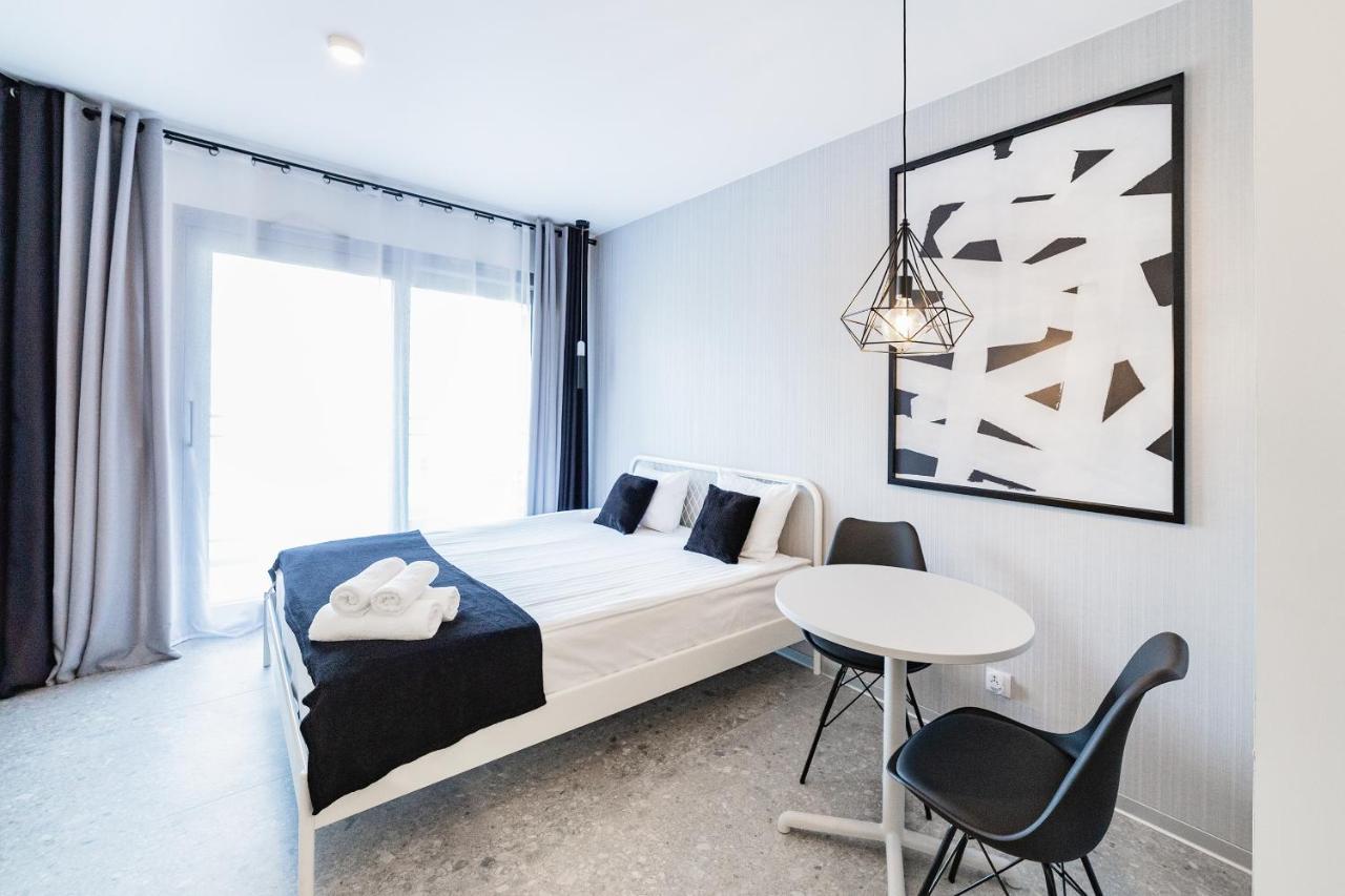 Odra View Apartments III วรอตซวาฟ ภายนอก รูปภาพ