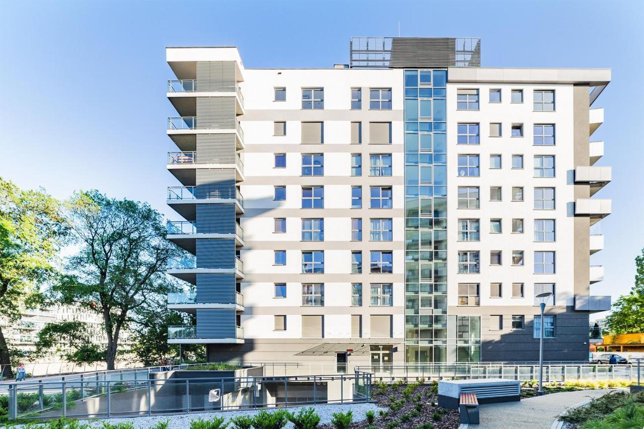 Odra View Apartments III วรอตซวาฟ ภายนอก รูปภาพ
