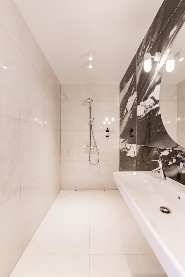 Odra View Apartments III วรอตซวาฟ ภายนอก รูปภาพ